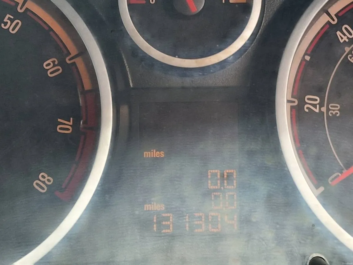 Car - Image 6