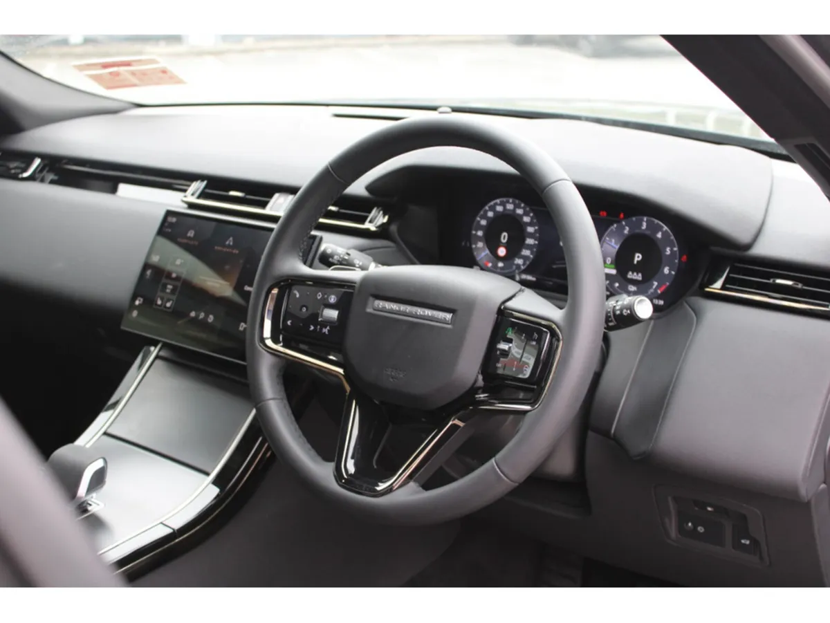 Land Rover Range Rover Velar VELAR DYNAM SE PH DYN - Image 2
