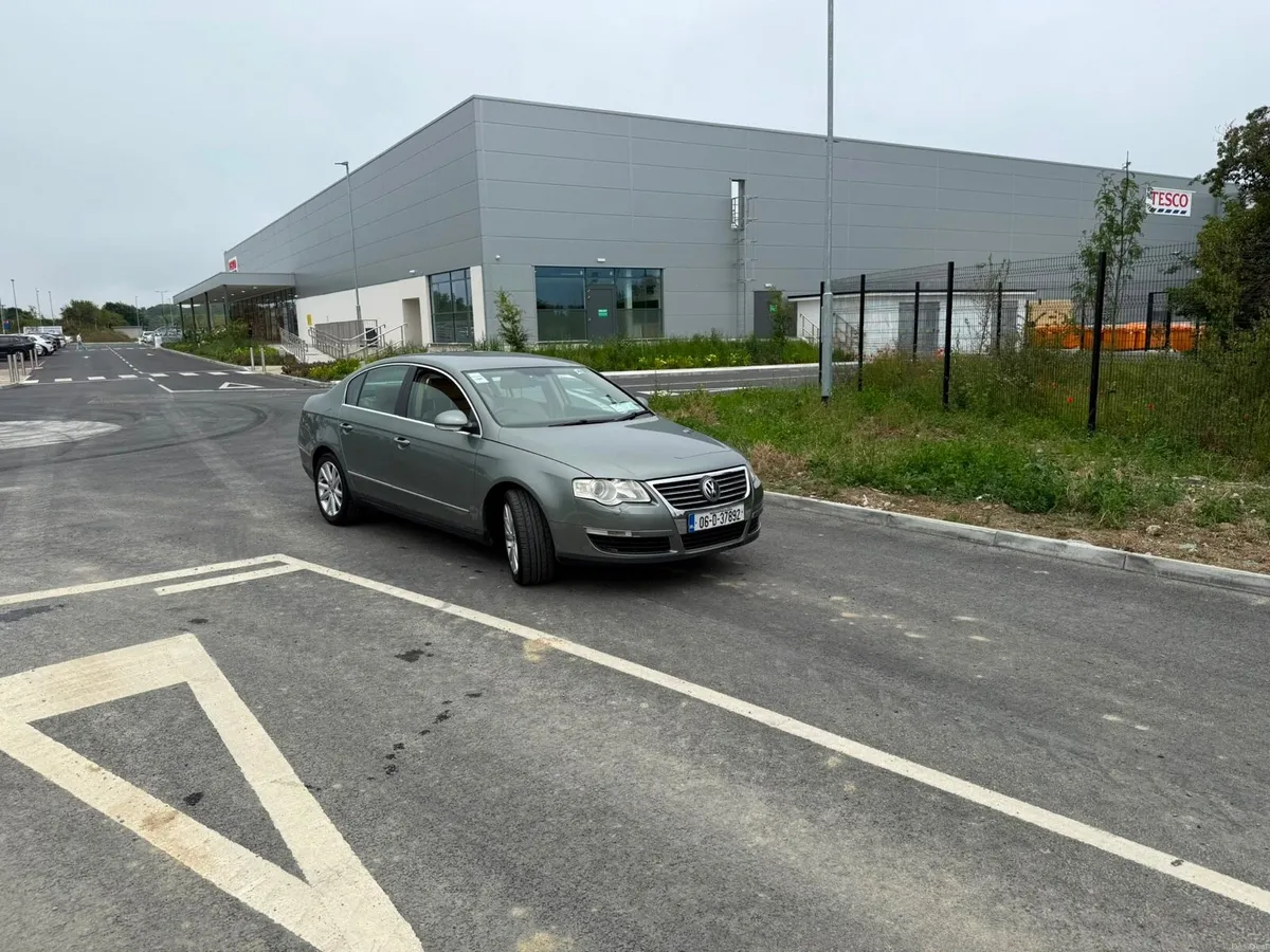 VOLKSWAGEN PASSAT 1.6FSI 4DR NCT AND TAX - Image 2