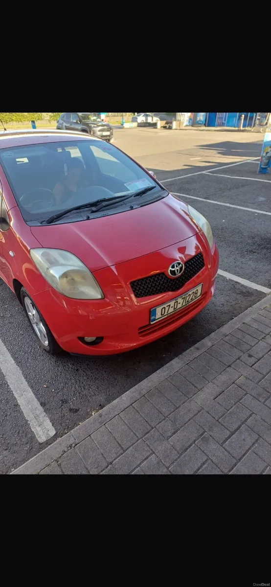Toyota Yaris 2007 - Image 4