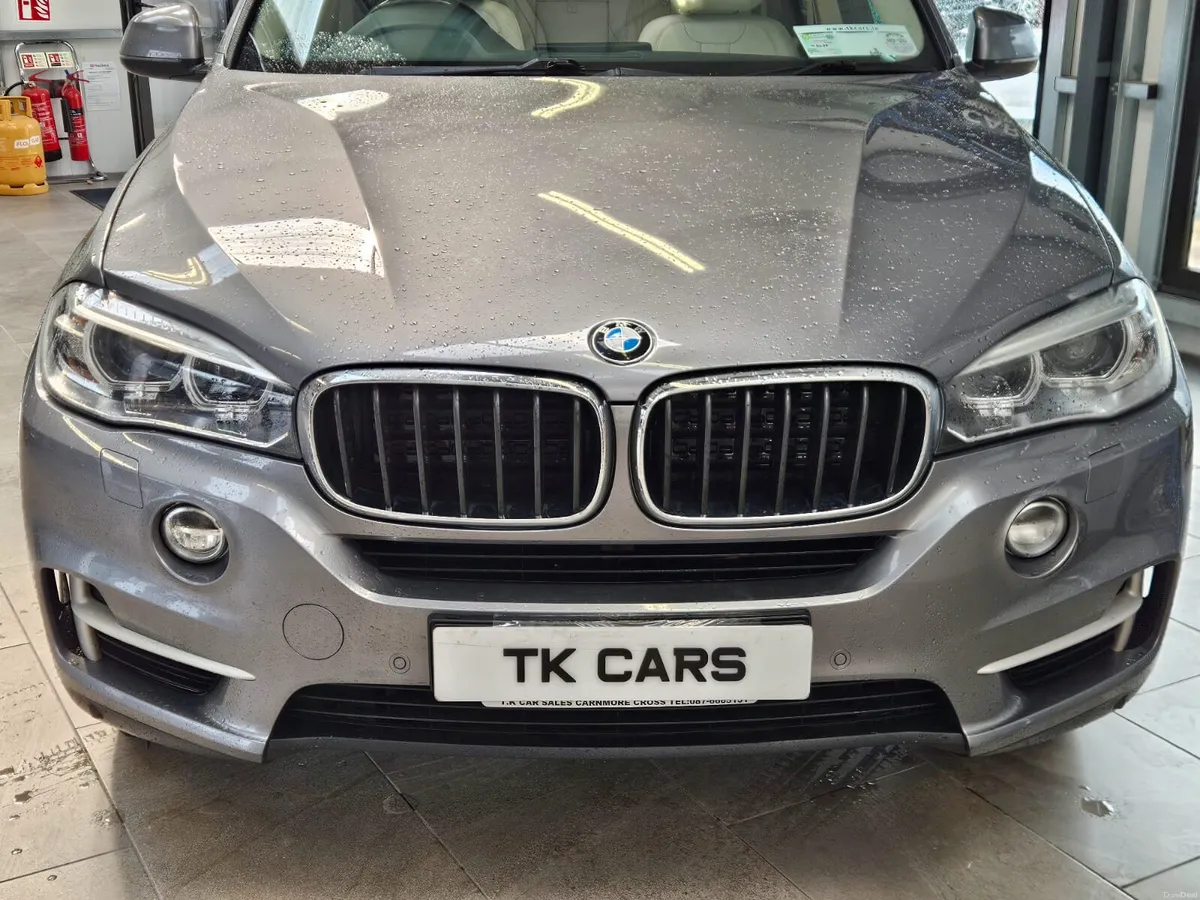 18 BMW X5 SE 25D AUTO 7 SEATER - Image 4