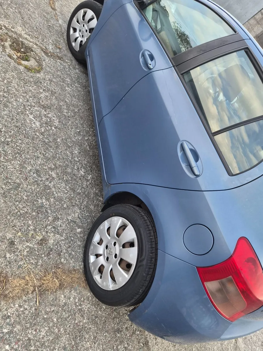 Toyota Yaris 2007 - Image 3
