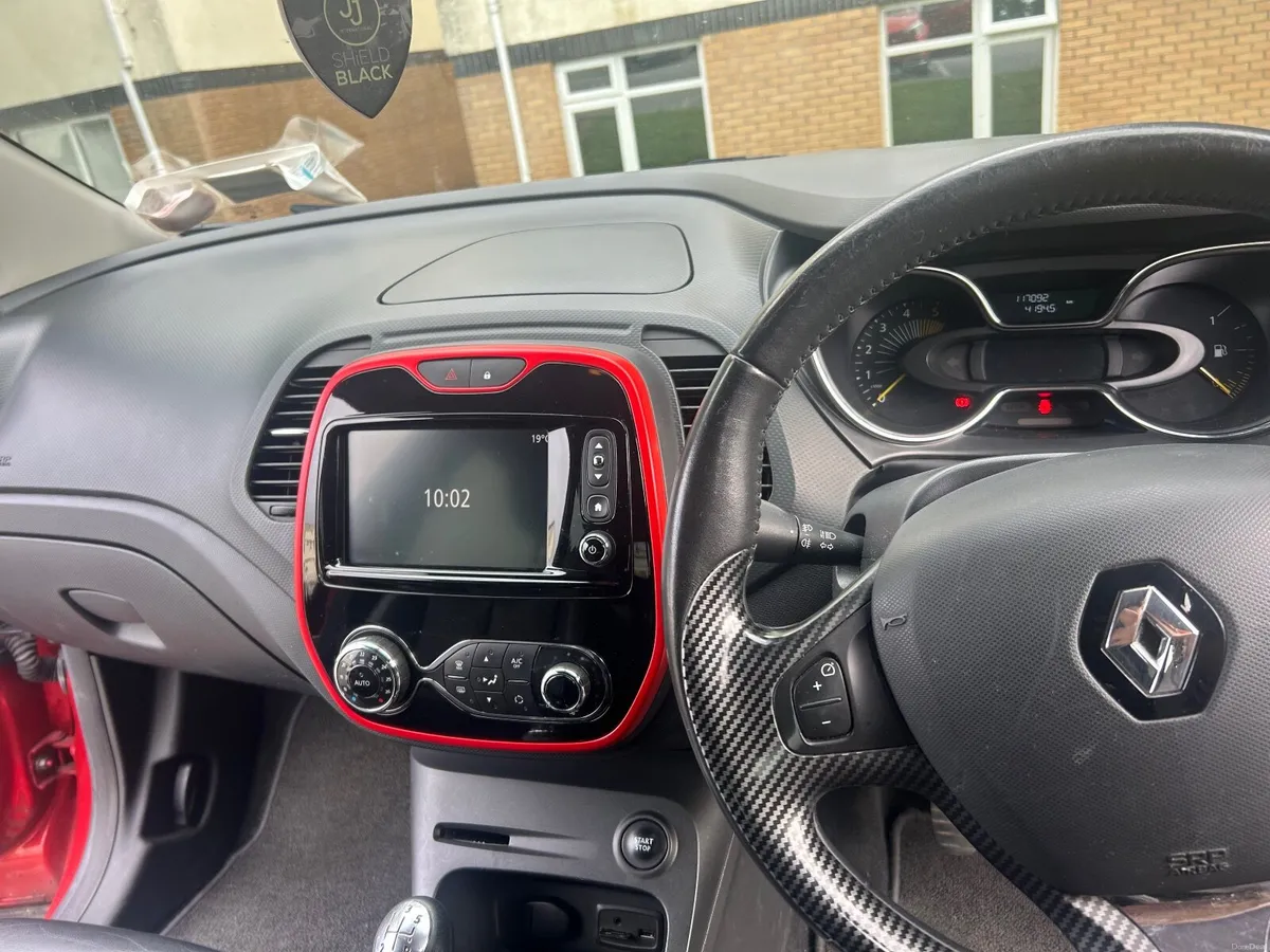 Renault Captur 2016 - Image 2