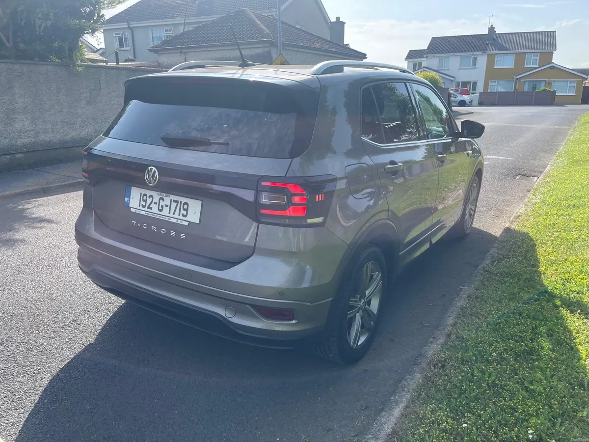 2019 Volkswagen T Cross R-Line - Image 5
