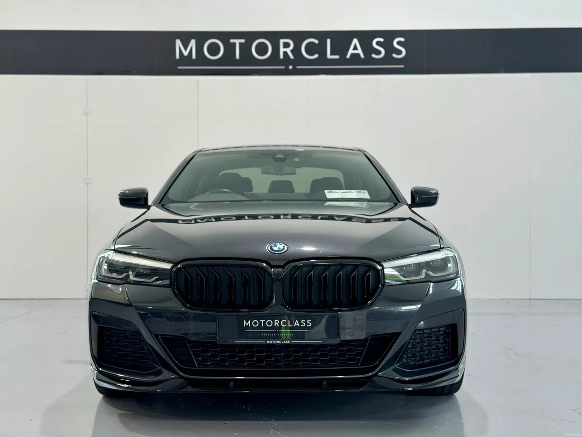 2023 BMW 5 Series 530E M Sport Auto Saloon - Image 2