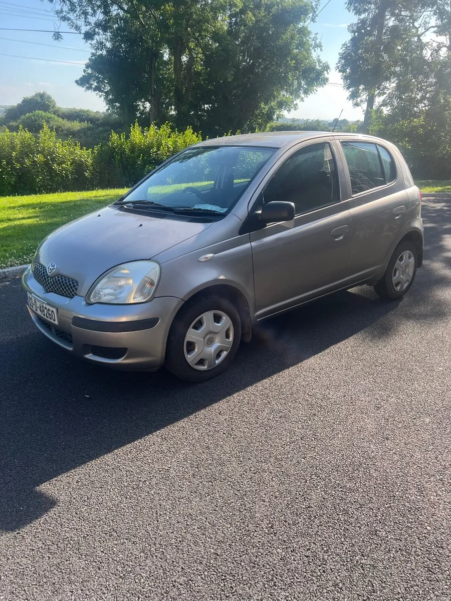 Toyota Yaris 2003 - Image 1
