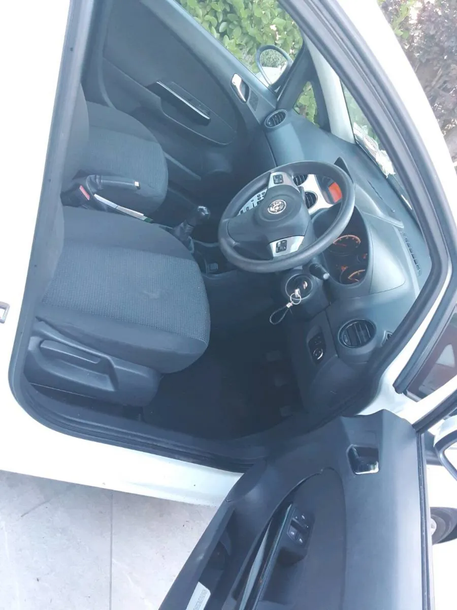 Opel corsa just ncted - Image 3
