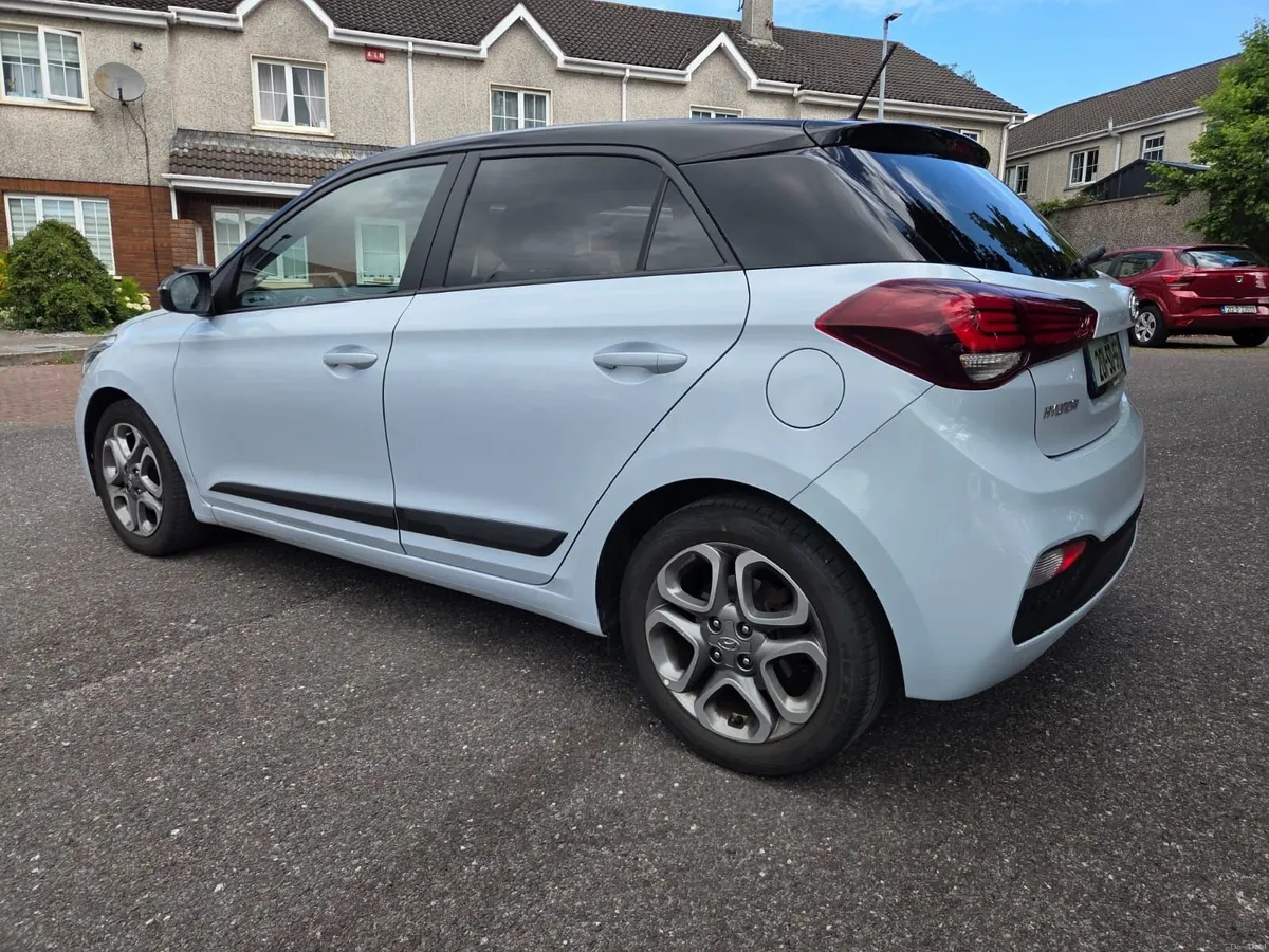 Hyundai i20 2020 - Image 6