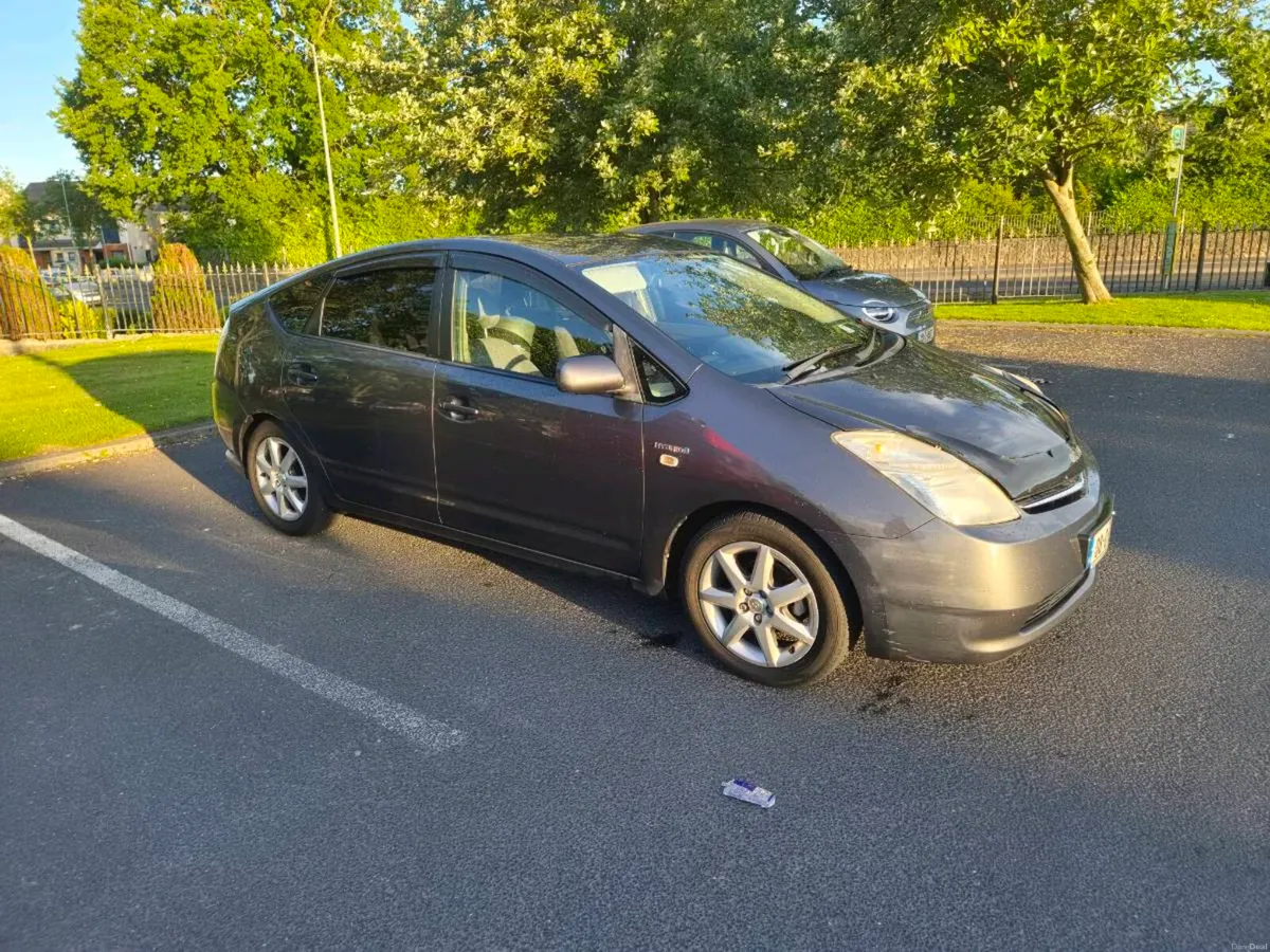 Toyota Prius 2008 - Image 2