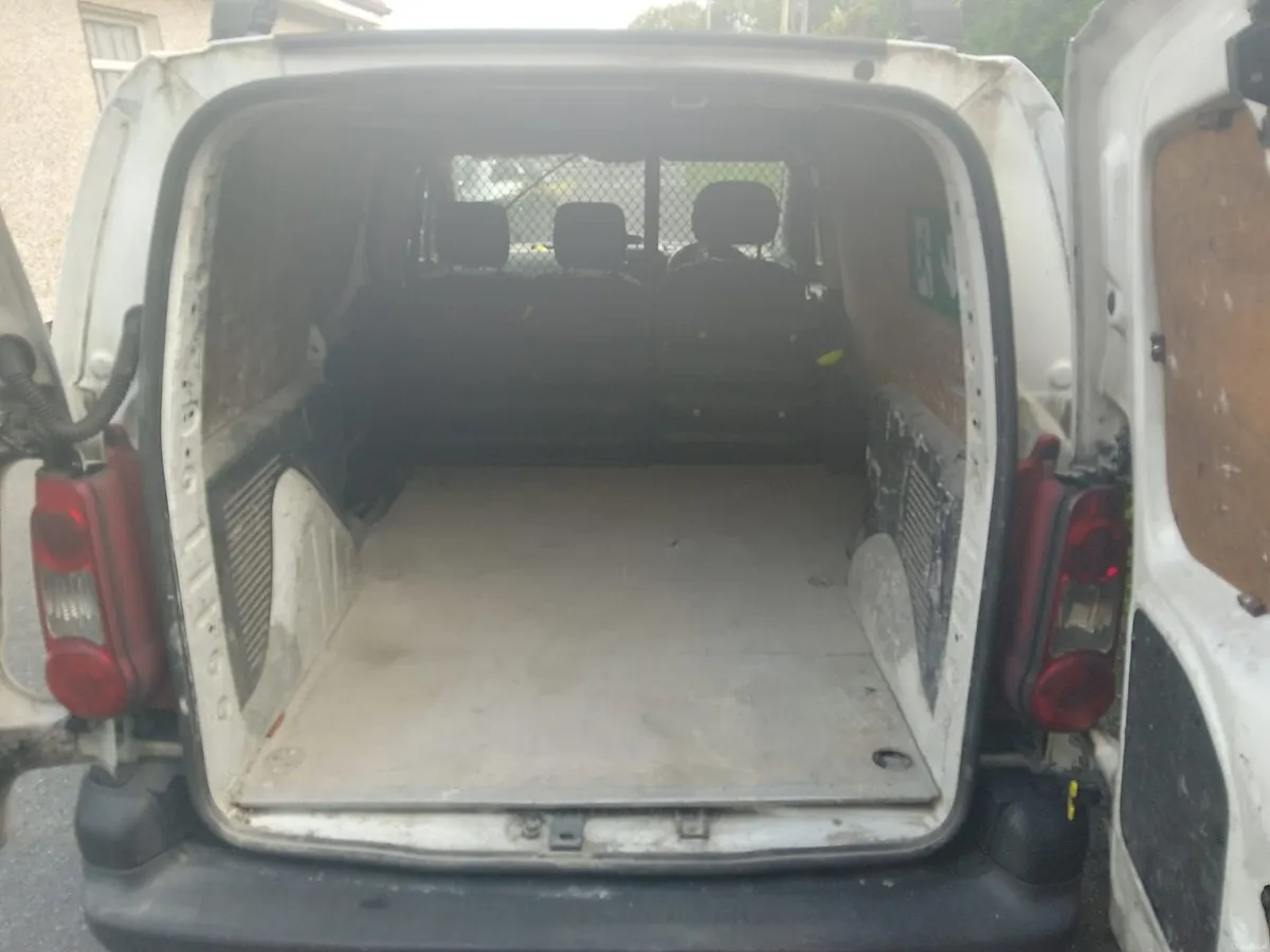 Peugeot Partner 2011 - Image 3