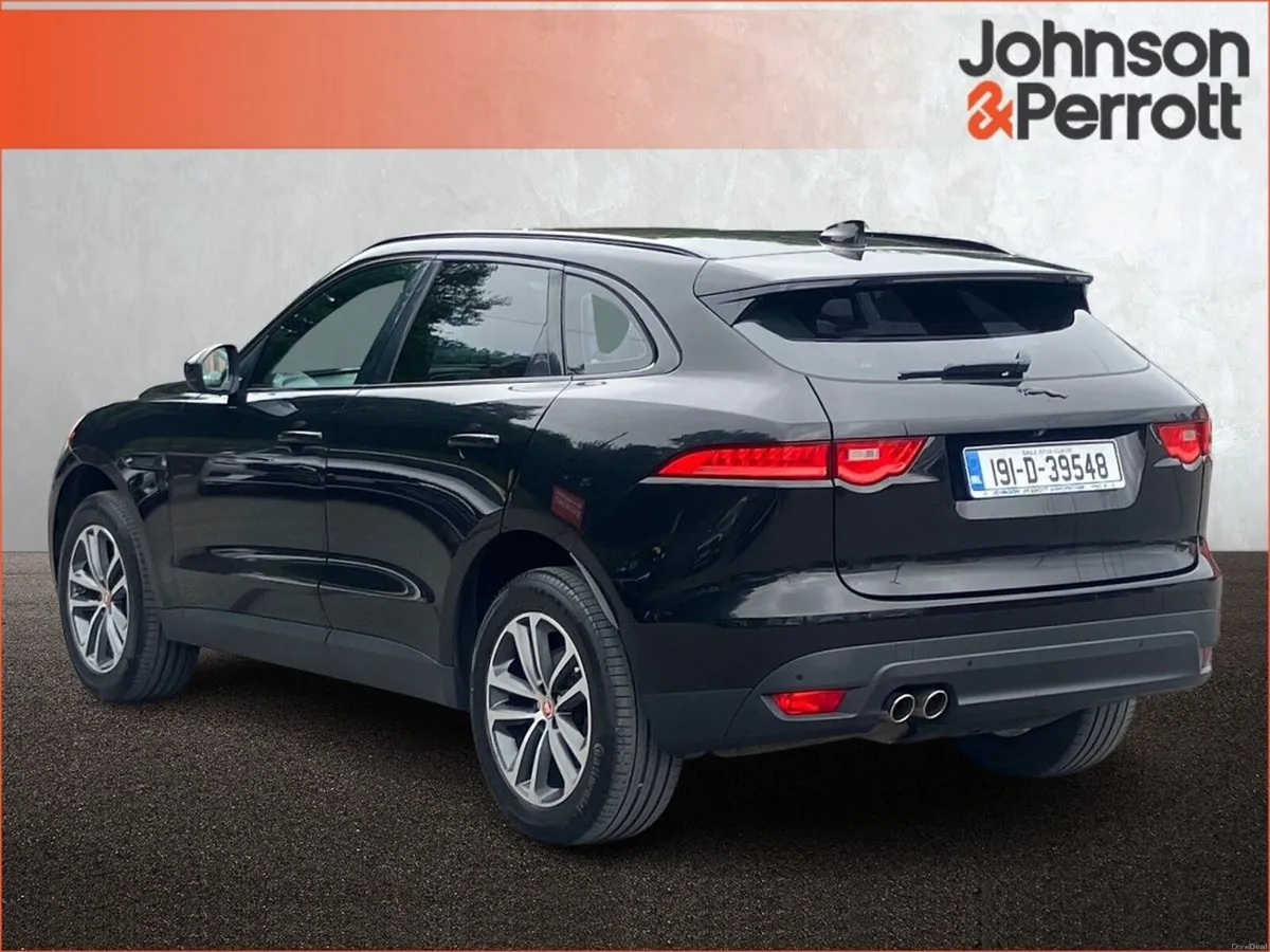 Jaguar F-Pace AWD 2.0 D 180PS Prestige Auto - Image 3