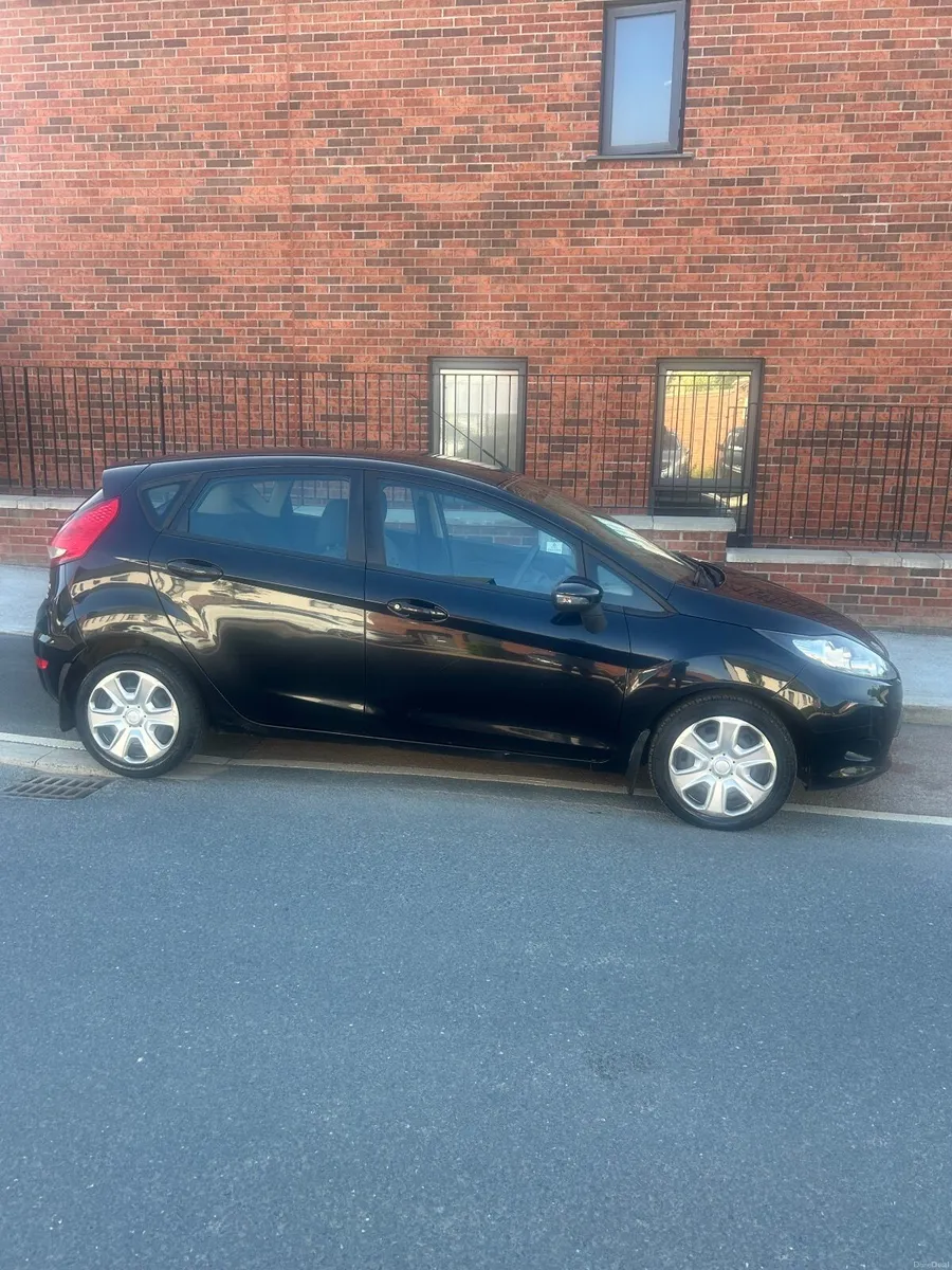Ford Fiesta 2009 - Image 1
