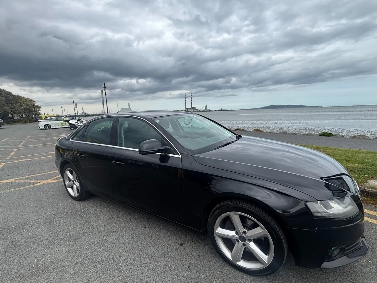 Audi A4 2009 Automatic - Image 4