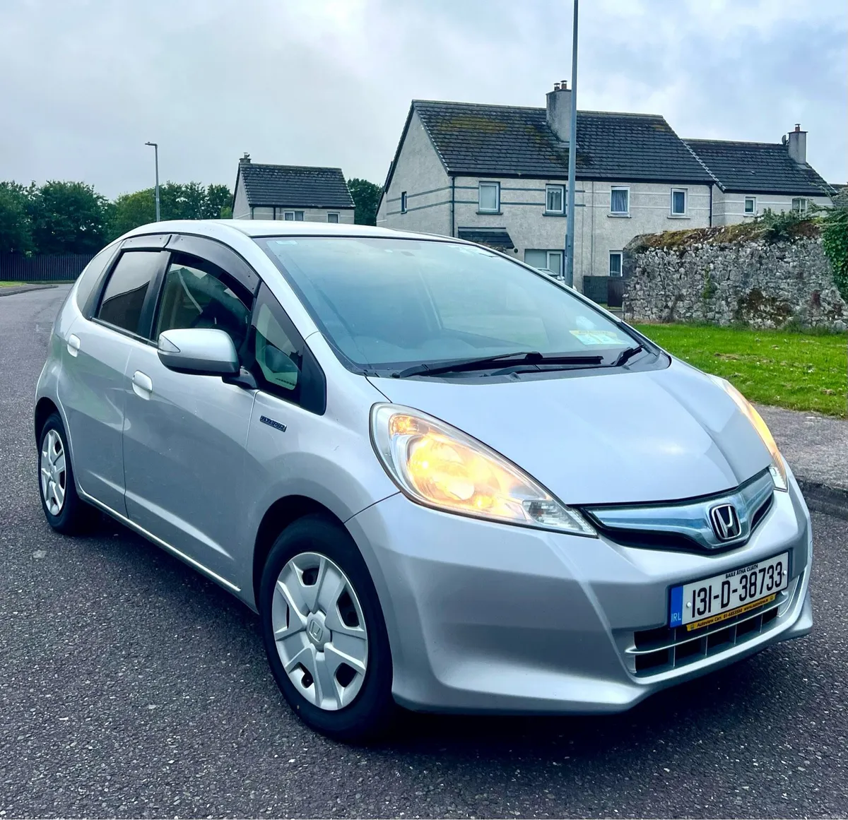 HONDA FIT HYBRID AUTO 2013 NCT’d - Image 3