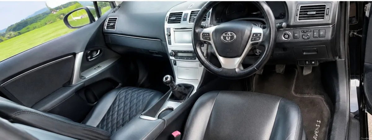 Toyota Avensis 2015 - Image 4