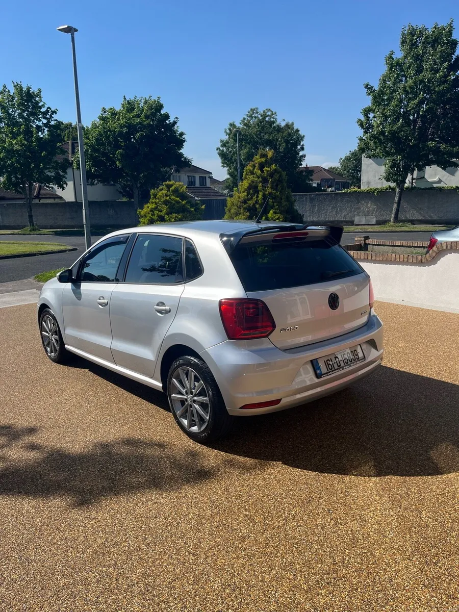 Car - Image 4