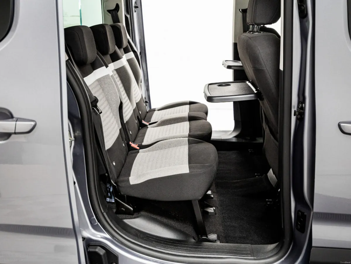 Citroen Berlingo ë-PLUS 52kWh 135HP - SWB L1 - Image 5