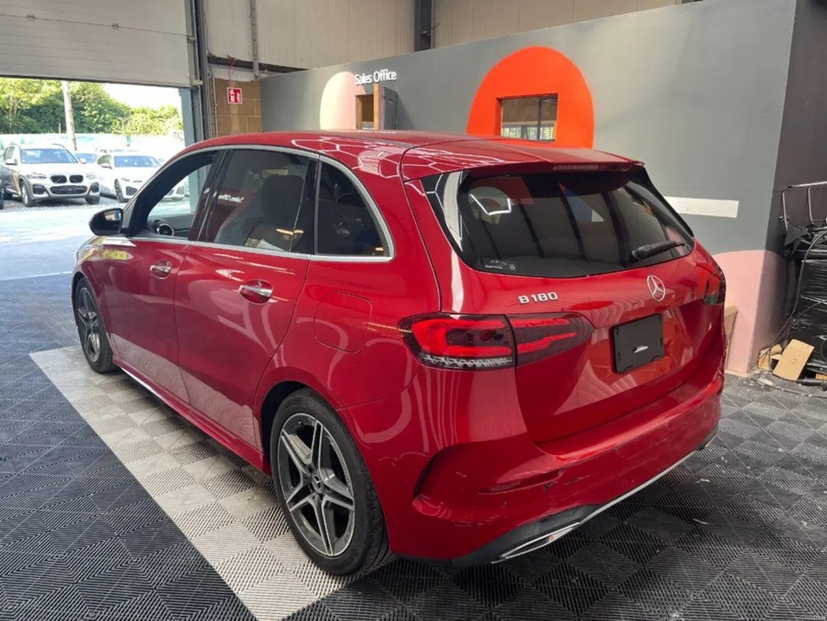 Mercedes-Benz B-Class 2019 MERCEDES-BENZ B180 AMG - Image 4