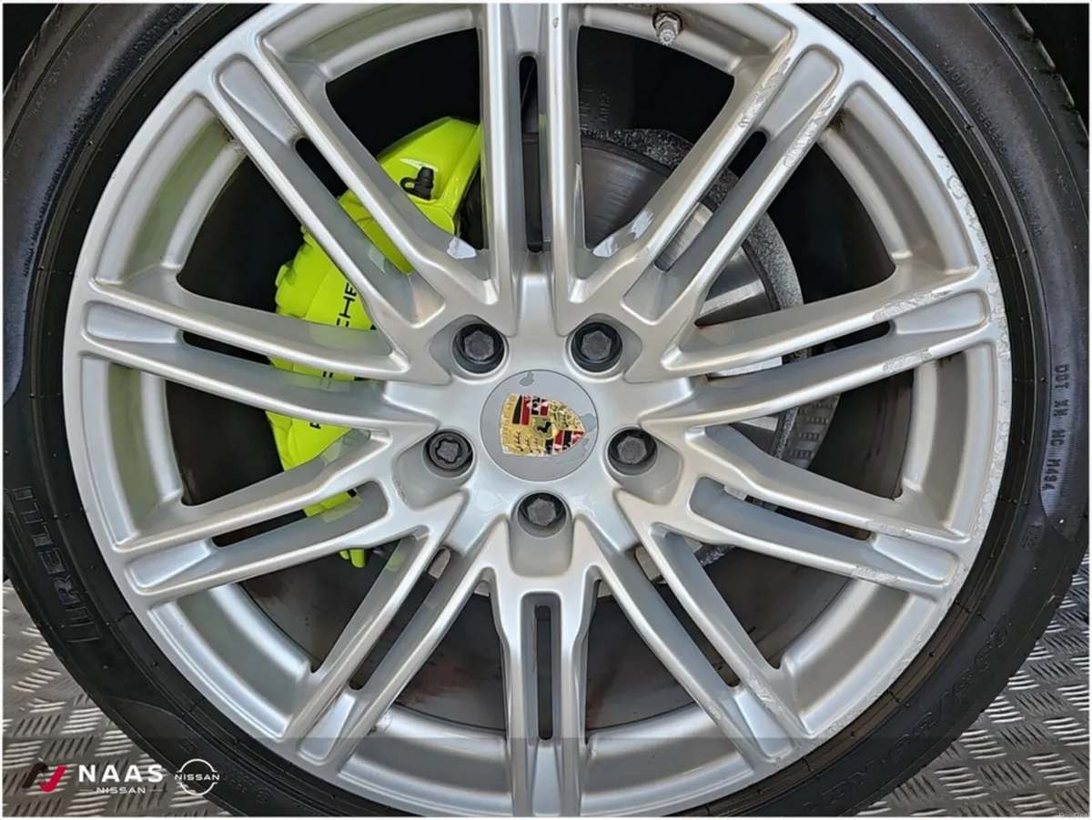Porsche Cayenne 3.0 PLATINUM ED S E-HY E-HYB 5DR A - Image 6