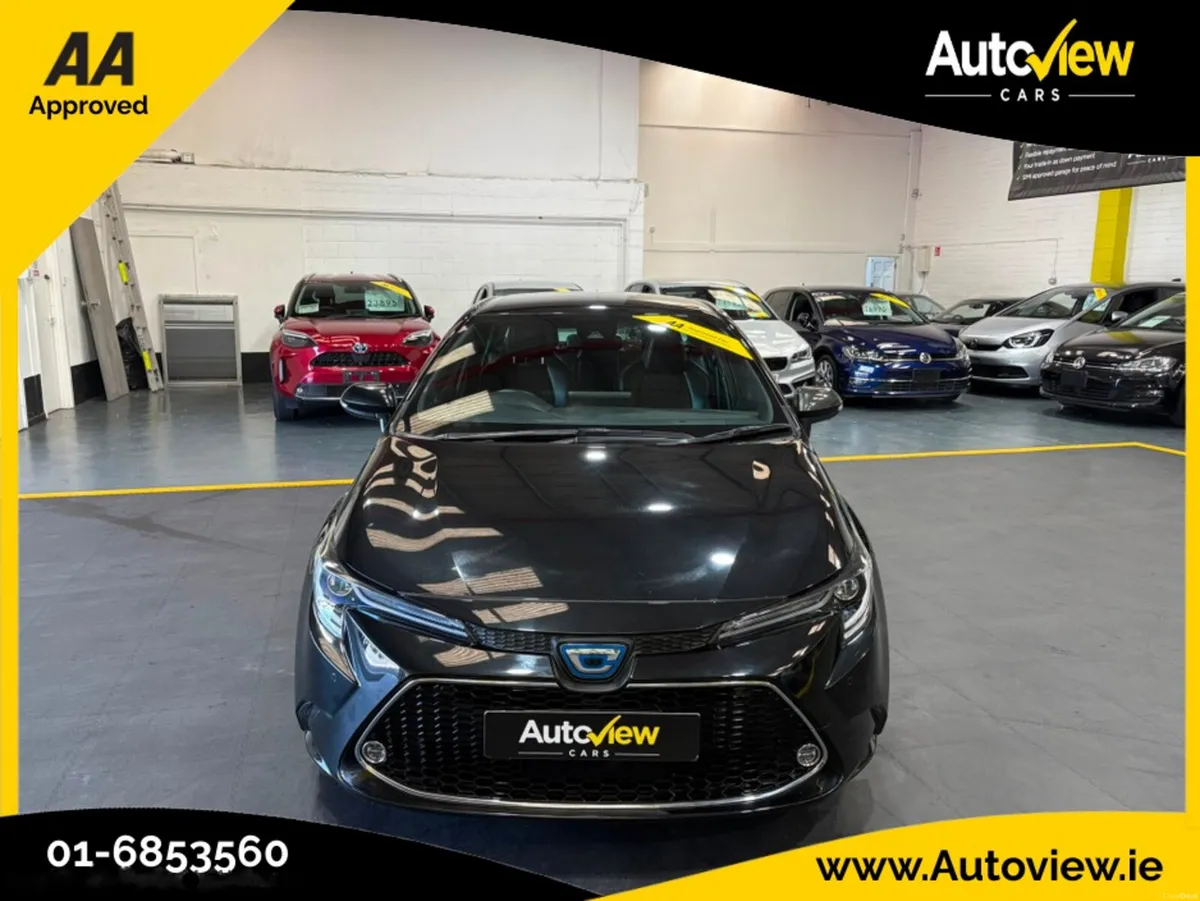 Toyota Corolla Saloon 1.8 Self-Charging Hybrid Aut - Image 3