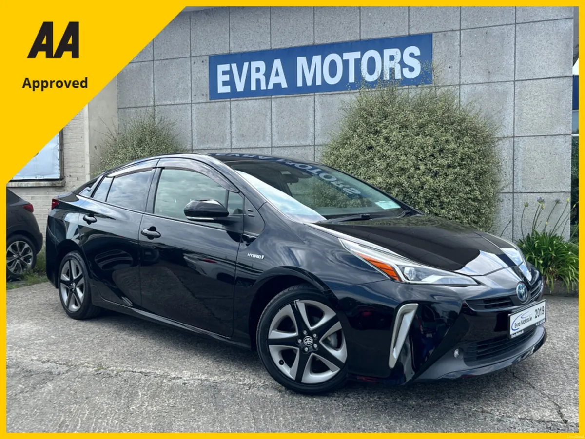 Toyota Prius TOURING SELECTION AUTOMATIC HYBIRD 1. - Image 1
