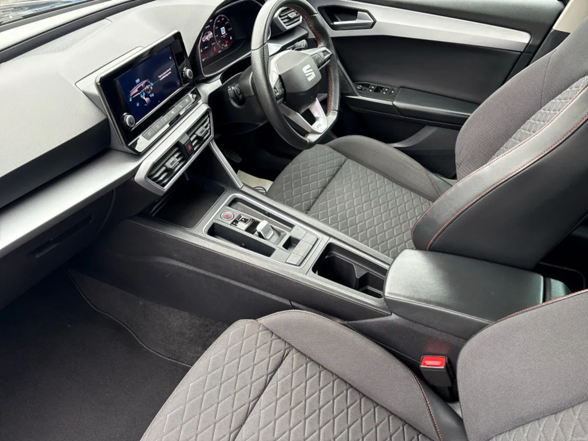 SEAT Leon 2.0 TDI 150HP DSG FR 5DR A AUTO - Image 3
