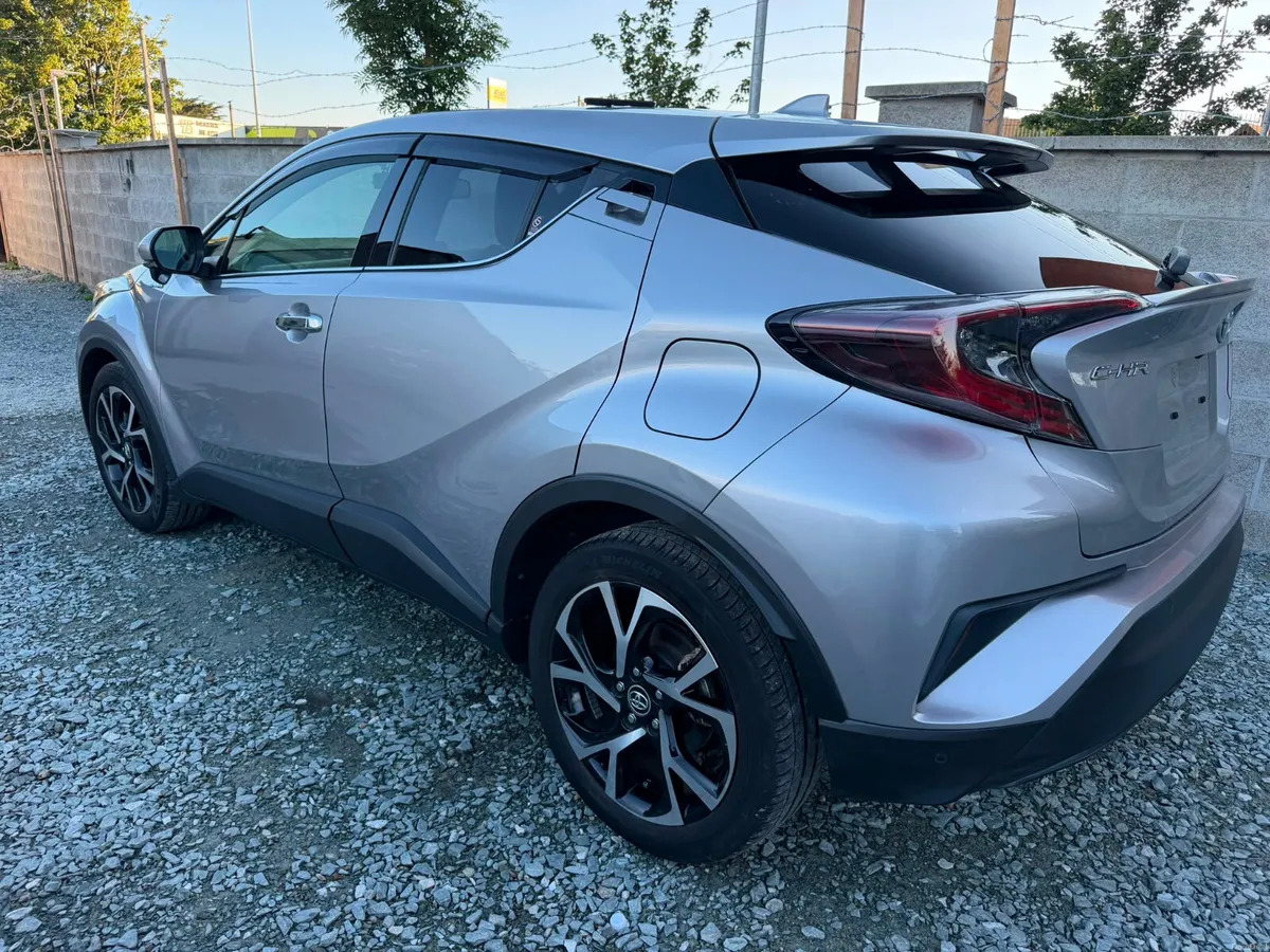 2018 Toyota C-HR DAA-ZYX10 HYBRID LUNA AUTO - Image 3