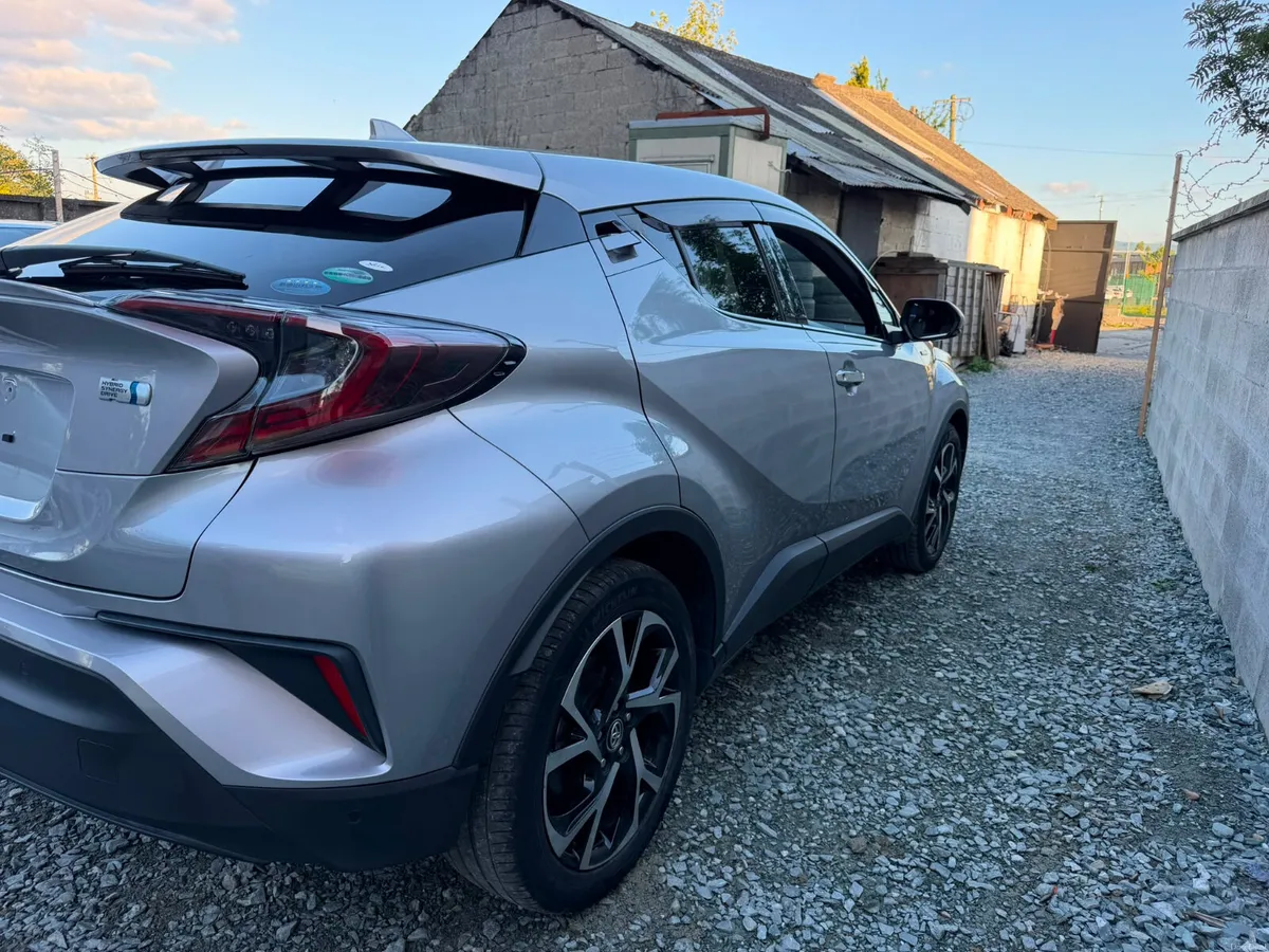 2018 Toyota C-HR DAA-ZYX10 HYBRID LUNA AUTO - Image 4