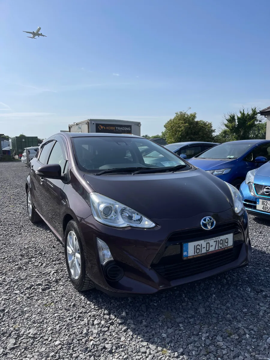 Toyota Aqua 2016 Leather heating seats Cruise Cont - Image 1