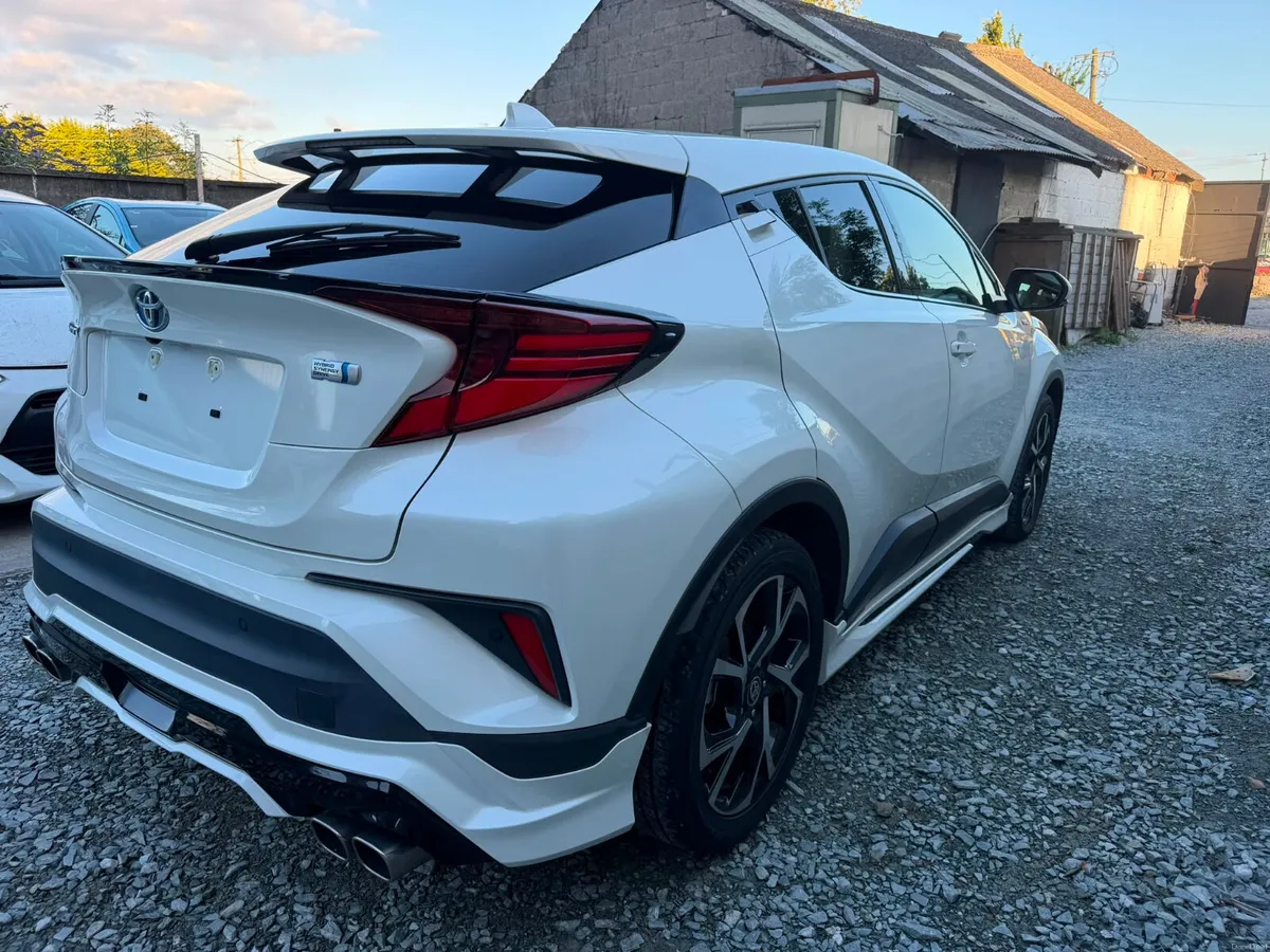 TOYOTA C-HR 2020, 1.8 HYBRID AUTO LOW KM HIGH SPEC - Image 4