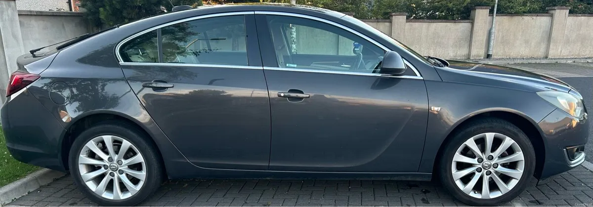 2016 Vauxhall Insignia 1.6 CDTi Auto | Low Mileage - Image 3