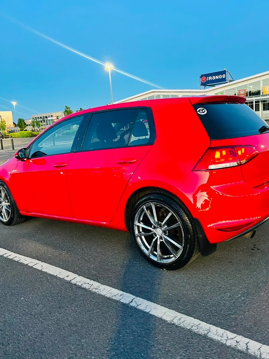 MK7 GOLF 1.6 TDI SE BMT 105PS 5DR - Image 3
