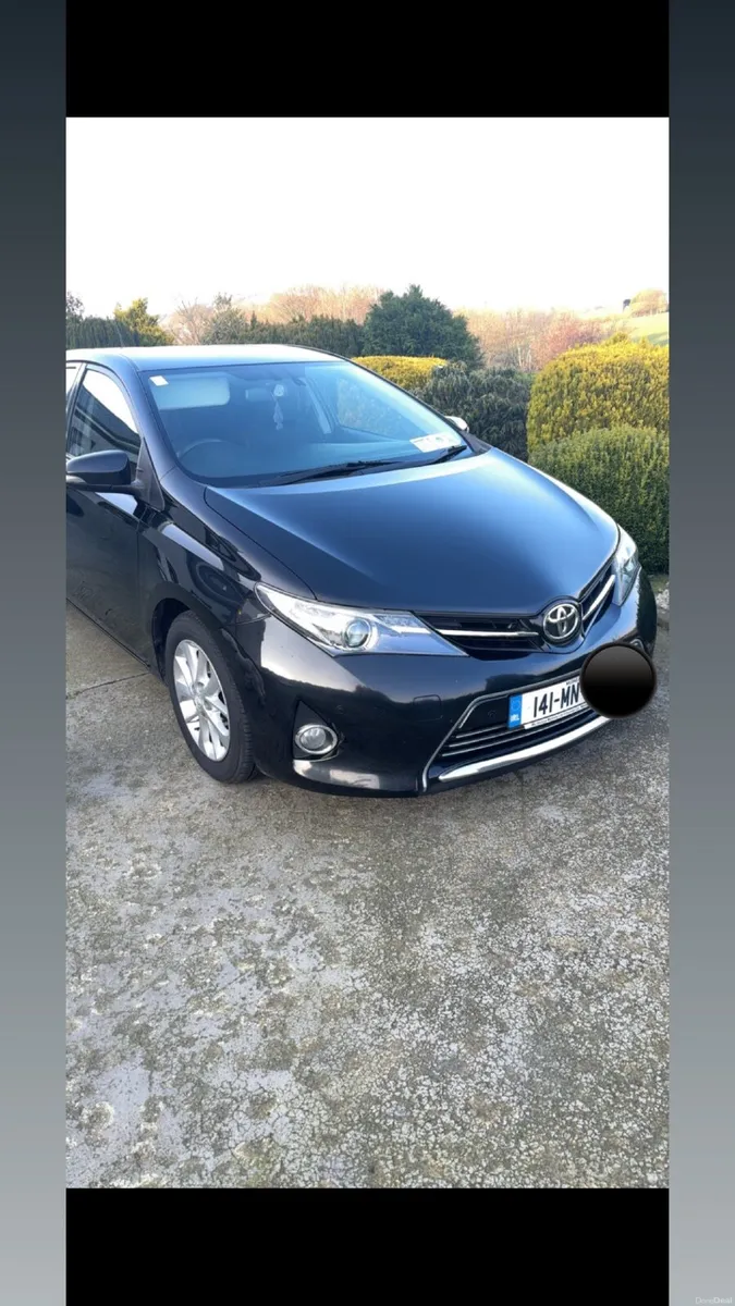 Toyota Auris 2014 - Image 1