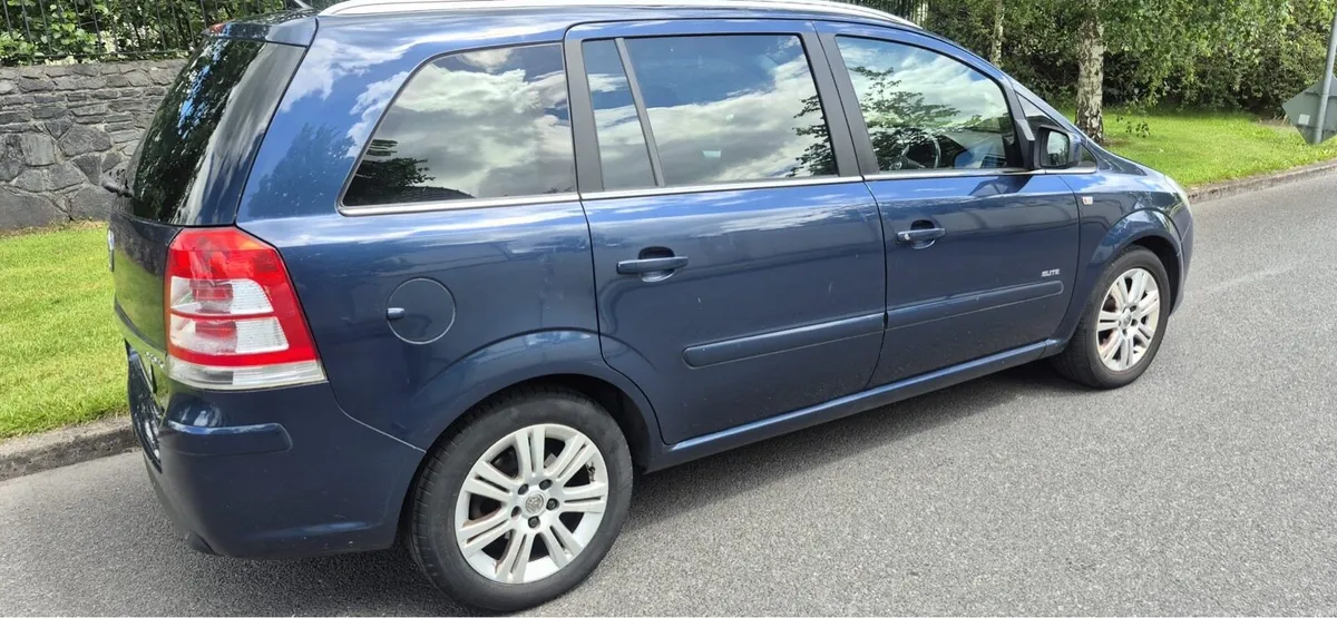 2011 Opel Zafira NCTd - 7 seater - Image 2