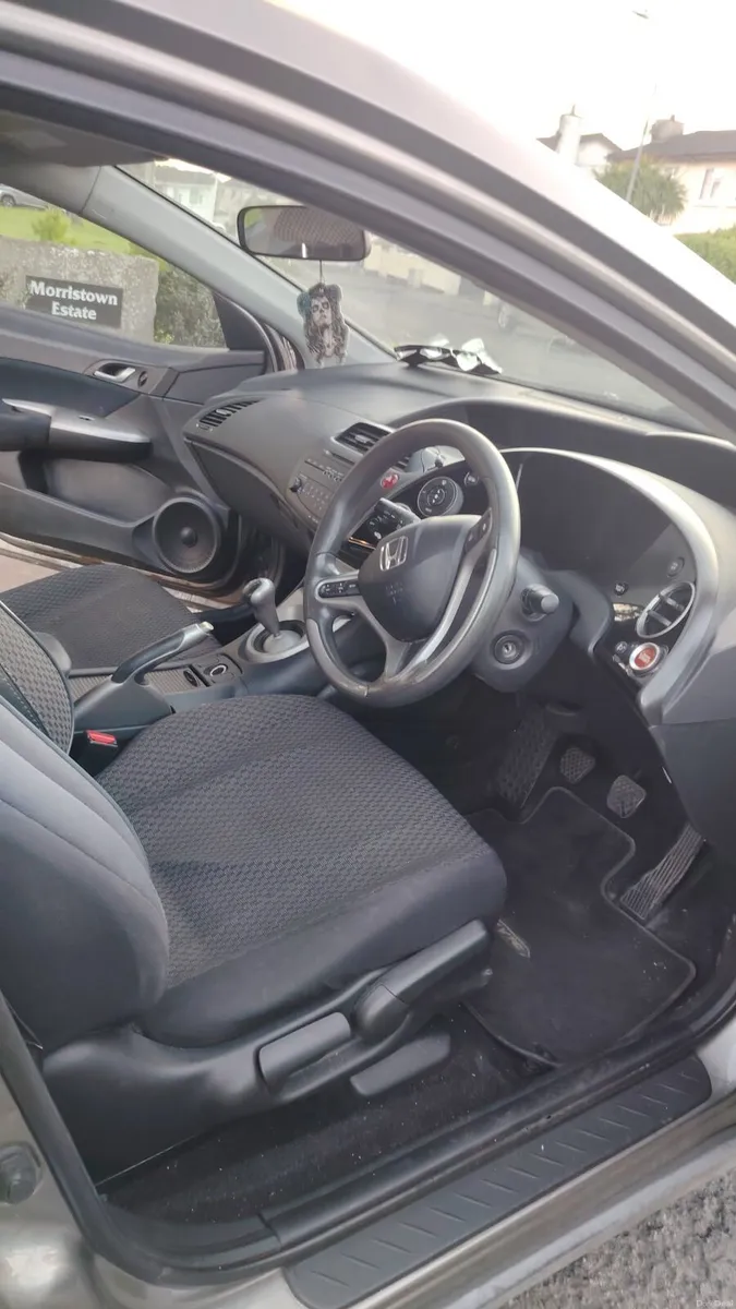 08 Honda Civic - Image 3