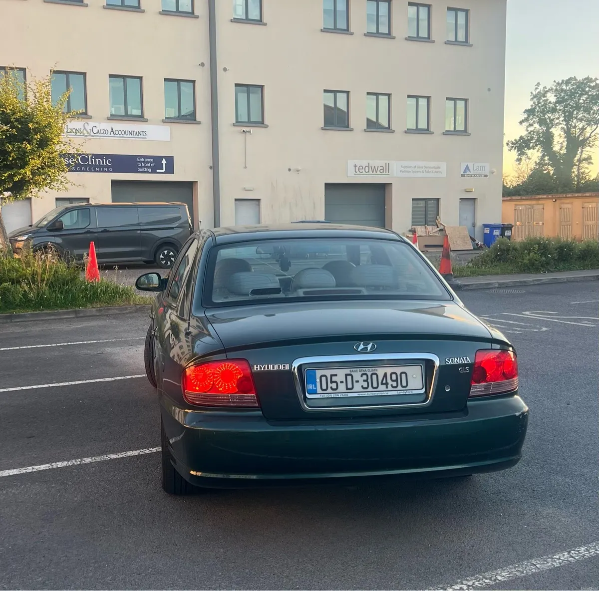 **Rare 2005 Hyundai Sonata** - Image 4