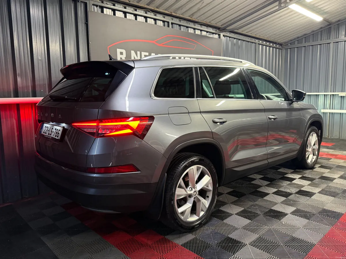 2022 Skoda Kodiaq 2.0 TDI 150HP DSG Style 7 Seat - Image 3