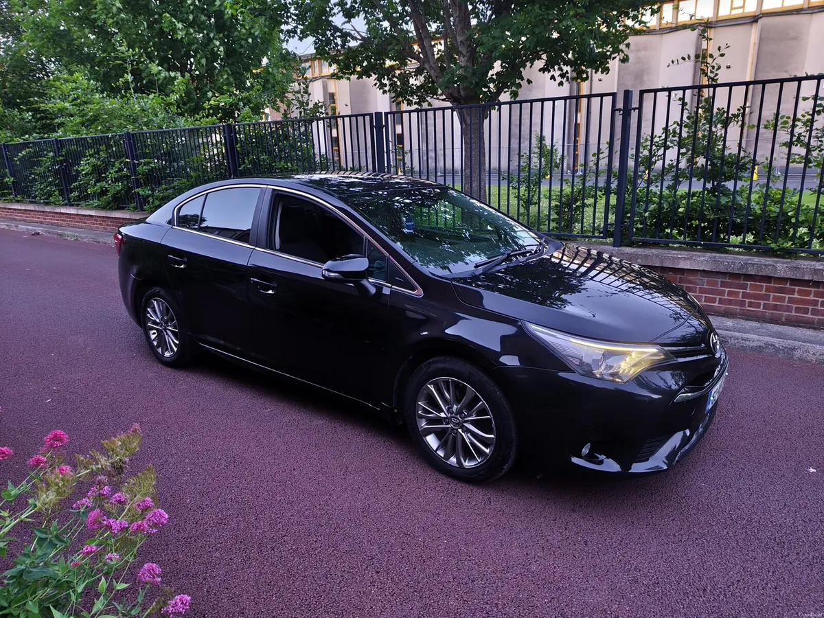 Avensis 1.6diesel new shape New NCT low kilometer - Image 1