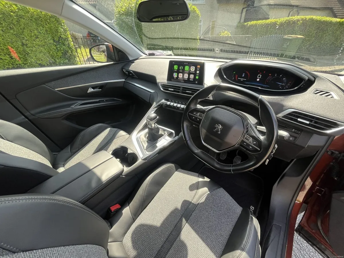 Peugeot 3008 Allure ***HIGH SPEC*** - Image 3