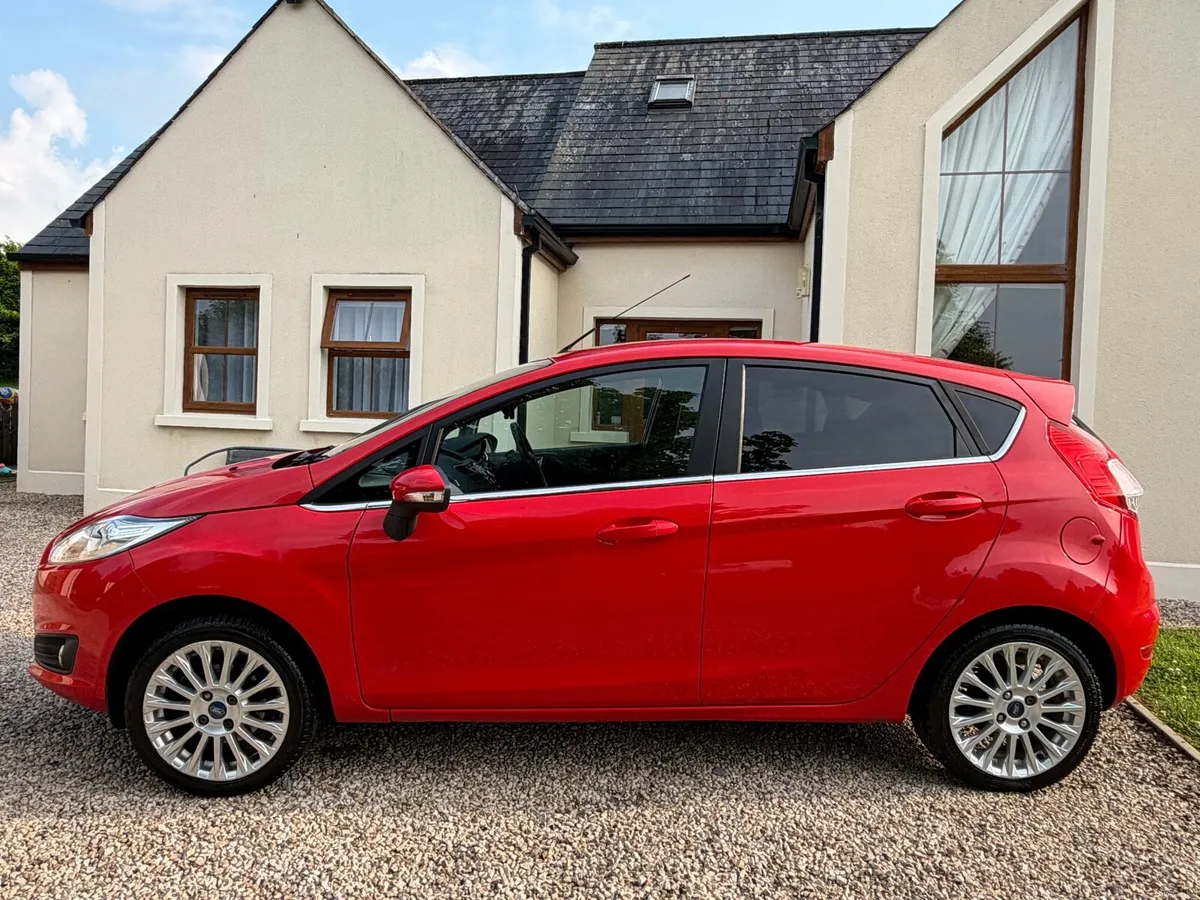 2013 ford fiesta 1.0 Ecoboost titanium - Image 4