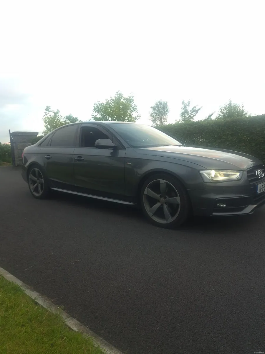 **2014 Audi A4 2.0 S-line Black Edition Quattro** - Image 5