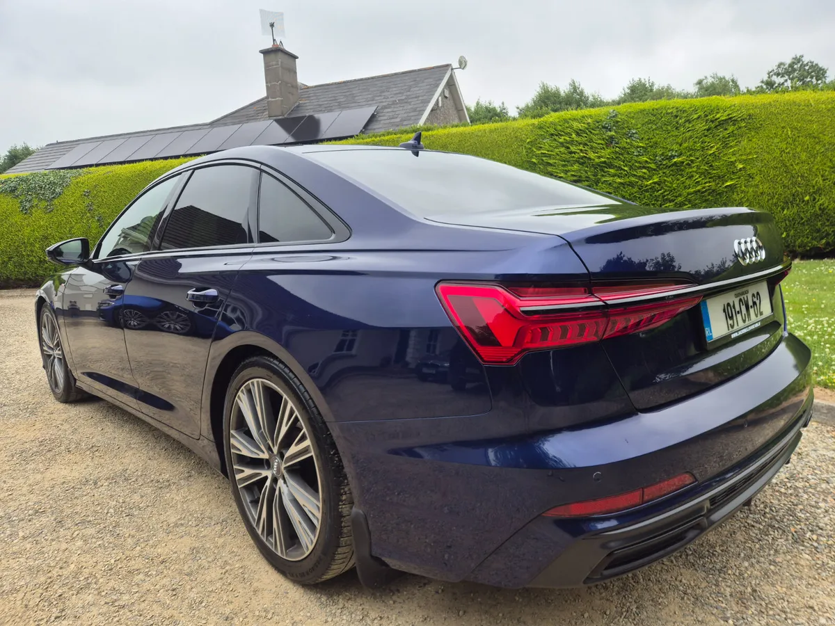 2019'AUDI A6 40 TDI S-Line Black edition - Image 3