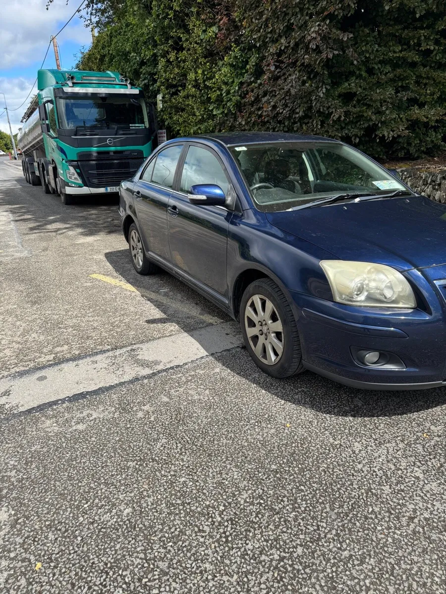 Toyota Avensis Automatic - Image 3