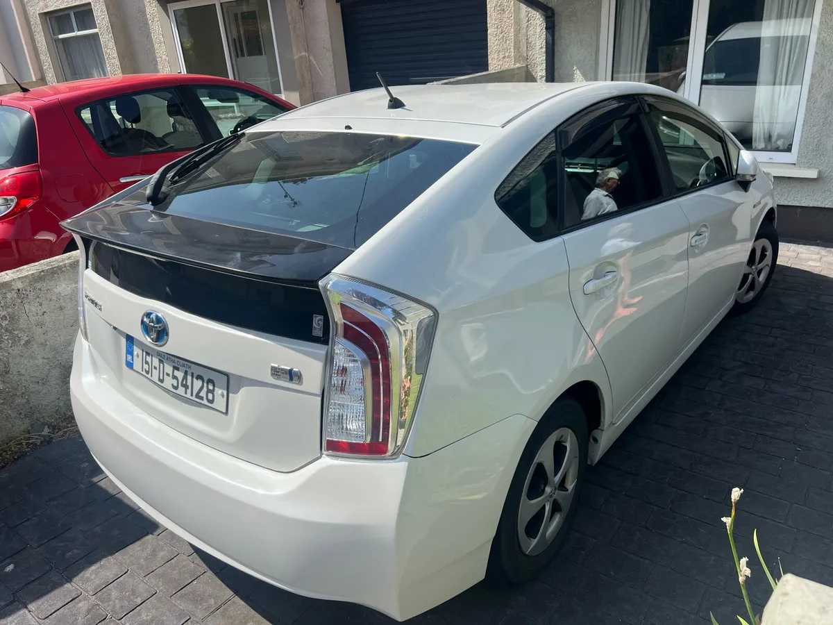 Toyota Prius - Image 5