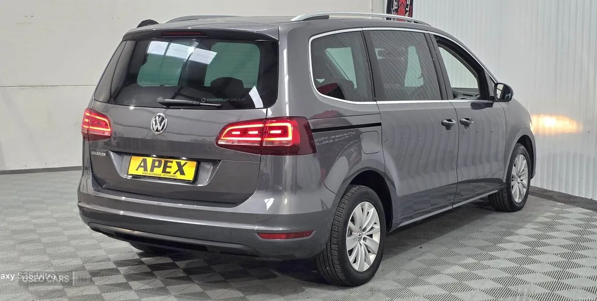 Volkswagen Sharan DIESEL ESTATE - Image 4