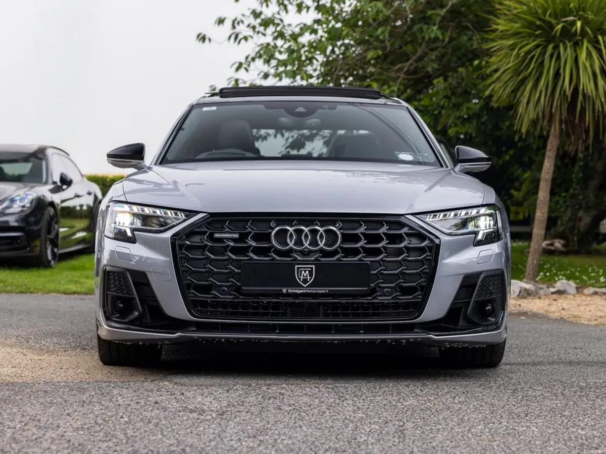 Audi A8 60 TFSI S Line Black Edition - Image 4