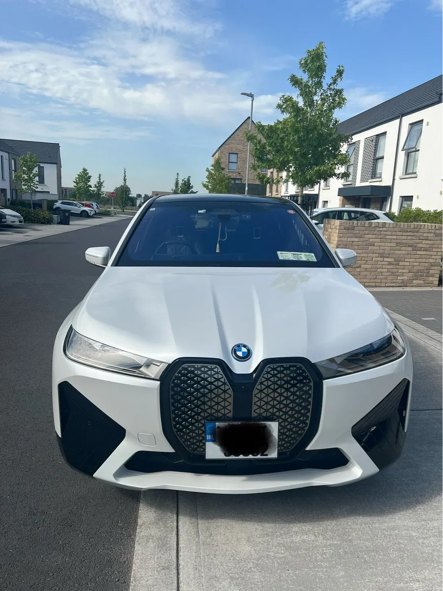 BMW iX xDrive40 Sport 2022 - Image 1