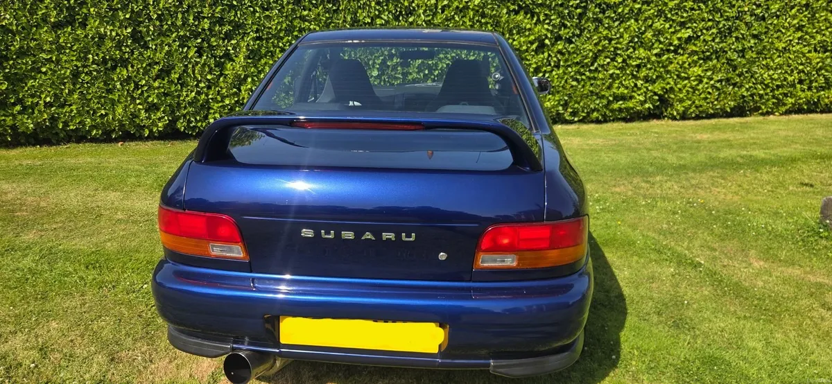 Subaru Impreza 2000 - Image 1