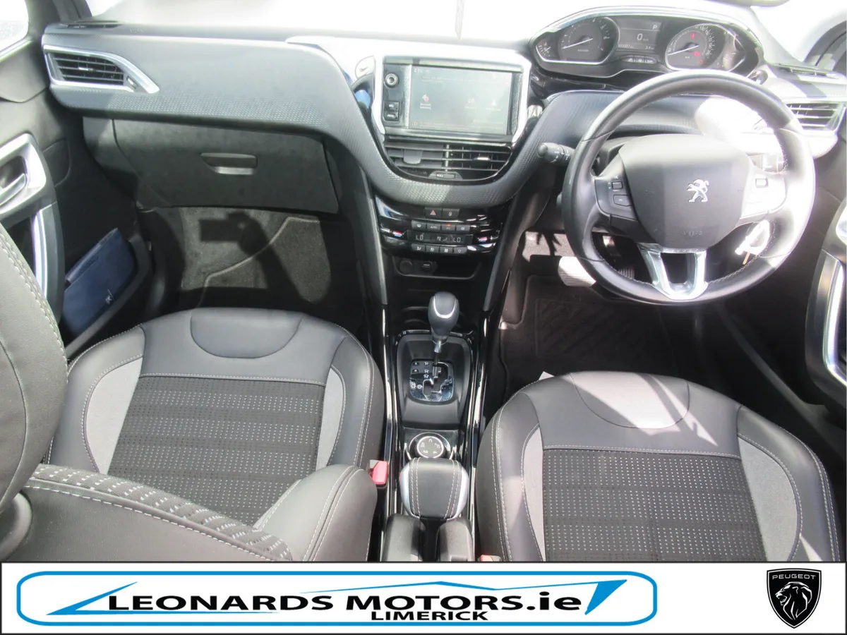 192 Peugeot 2008 Allure Auto 1.2P - Image 5