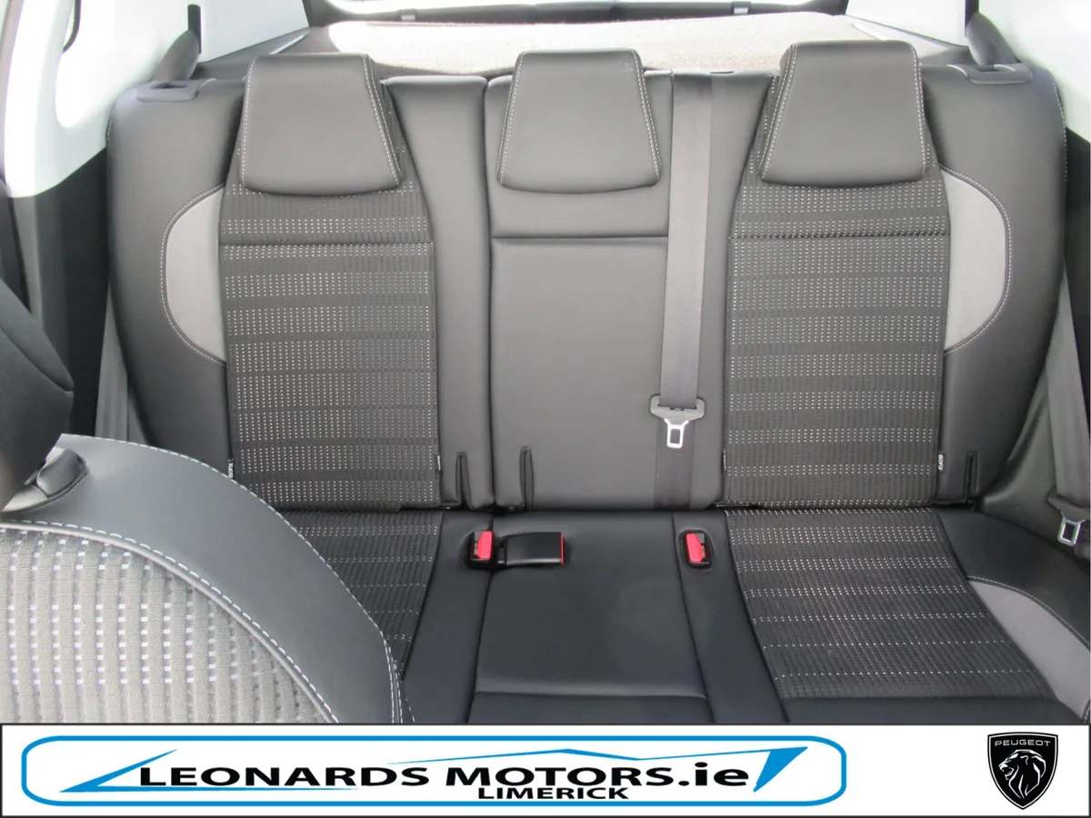 192 Peugeot 2008 Allure Auto 1.2P - Image 6